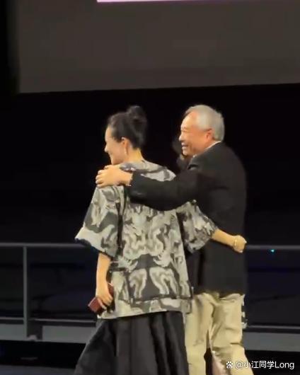 章子怡等到了李安的擁抱 25年后重逢溫情滿滿