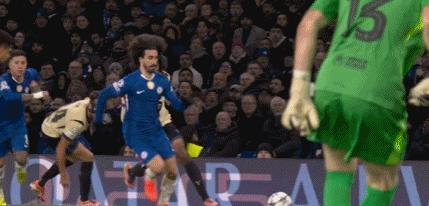 巴萨惨败揪出罪人：欧冠3年 2红牌 2次犯大错！导致3次崩盘 阿劳霍成关键失误者