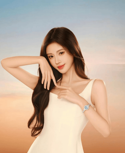 丝芭仍捏有鞠婧祎姓名商标 现时景象均为已注册