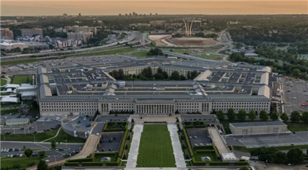 美军空袭东太平洋四艘“贩毒船” 三次打击致14死