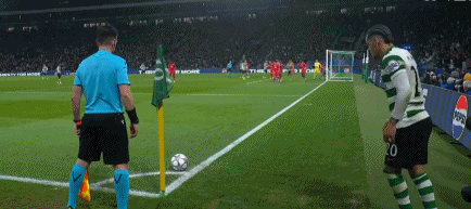 欧冠：巴黎客场1-2遭葡萄牙体育绝杀，路易斯-苏亚雷斯梅开二度 绝杀时刻再现