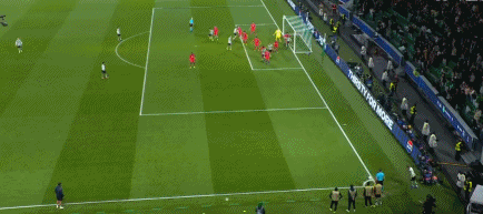 欧冠：巴黎客场1-2遭葡萄牙体育绝杀，路易斯-苏亚雷斯梅开二度 绝杀时刻再现