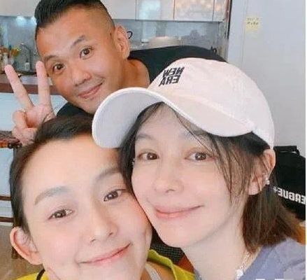 搞基"玩太猛"去医院？李靓蕾辟谣王力宏与范玮琪夫妇传言