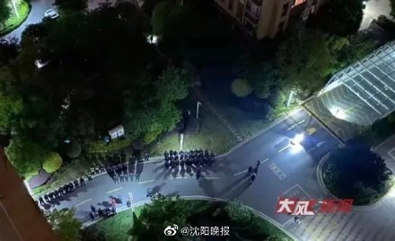 南京迈皋桥警方辟谣搜捕嫌犯时发生枪战：系抓捕嫌犯