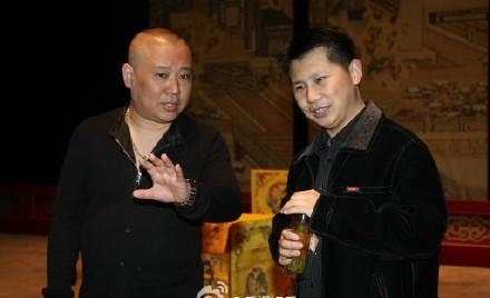 何云伟对舞台失误作出还原，该给观众说声道歉吗？曹云金做出回应