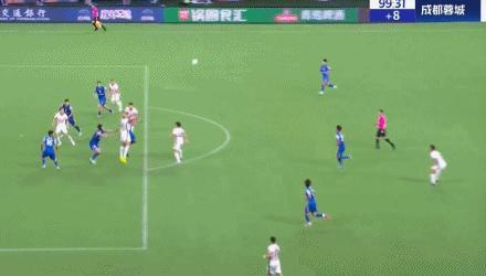 争冠生死3分钟!于汉超错失良机,周定洋读秒绝平,申花透支运气 蓉城起死回生