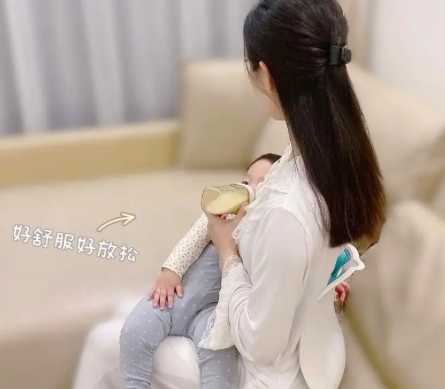 一女子哺乳期被扣工资实发419.4元 法院判赔保障权益