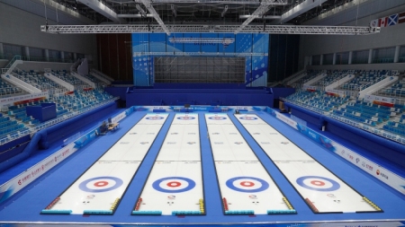 Olympische Winterspiele 2022: Eissportzentrum „Eiswürfel“ besteht Fertigstellungsprüfung