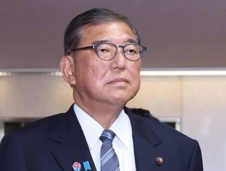 误报石破茂决定辞职的报纸被拍卖 媒体误报引发关注