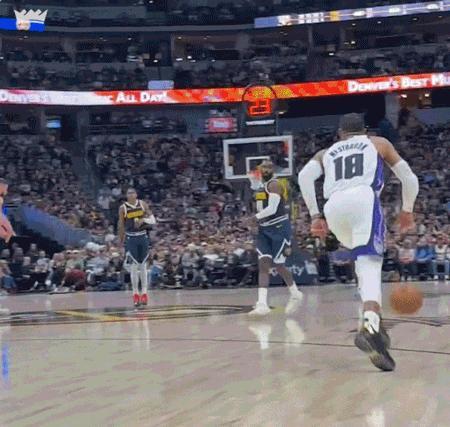 威少首发26分12板6助攻 赛季最强一战