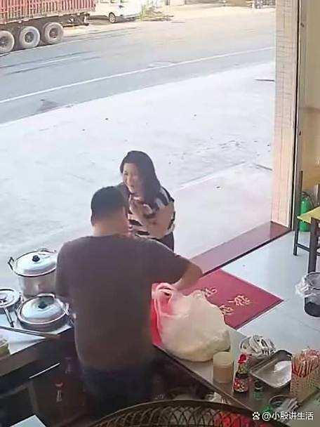 当事人回应16年后偶遇初恋光速订婚 缘分天注定