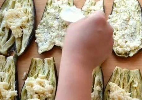 茄子太吸油做不好？一招蒸出开胃凉菜，0油还超香