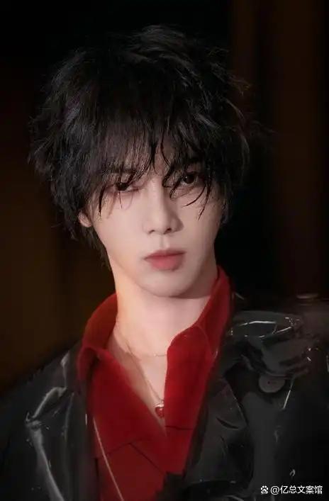 华晨宇因太瘦买不到一稔直呼要增肥 vlog激勉全网热议