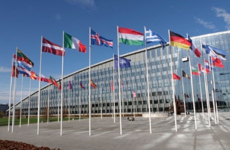 特朗普拿乌克兰回呛德国 吐槽盟友助战不积极 