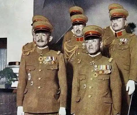 高市早苗扩军 日本军事转型引发关注