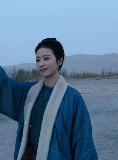 周雨彤工作室发文道歉：因工作疏漏导致后续误会