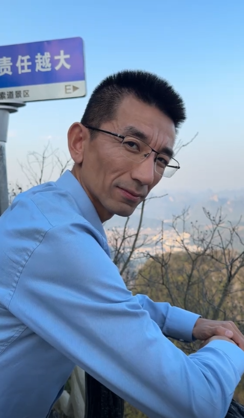 东方甄选主播顿顿官宣离职谈未来计划 继续严选好物携手前行