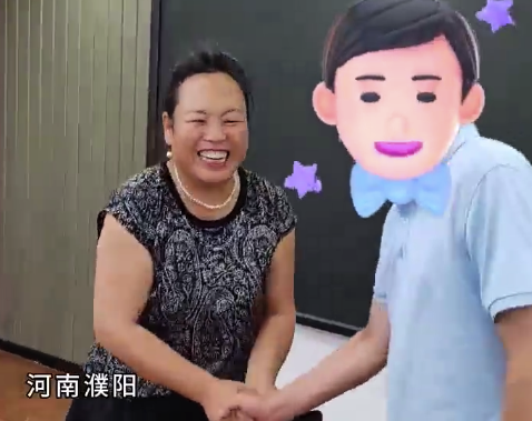 拾金不昧！女司机拾10万现金归还失主