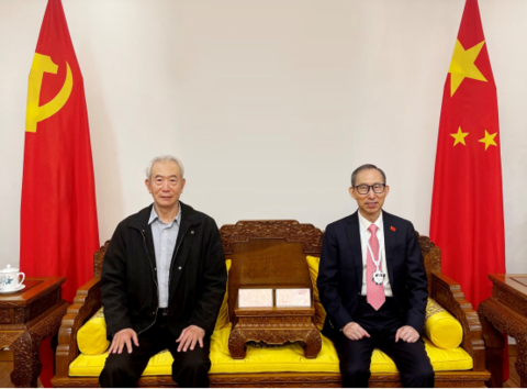 龙宇翔与国际洪门世界总会主席刘沛勋在北京会见108.png
