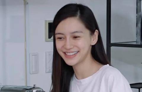 杨颖在节目中素颜出镜惊艳粉丝！