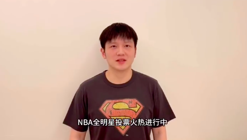 樊振东来给库里拉票了！原来他也喜欢库里
