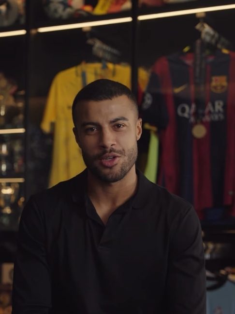 32岁拉菲尼亚自宣退役 告别绿茵场