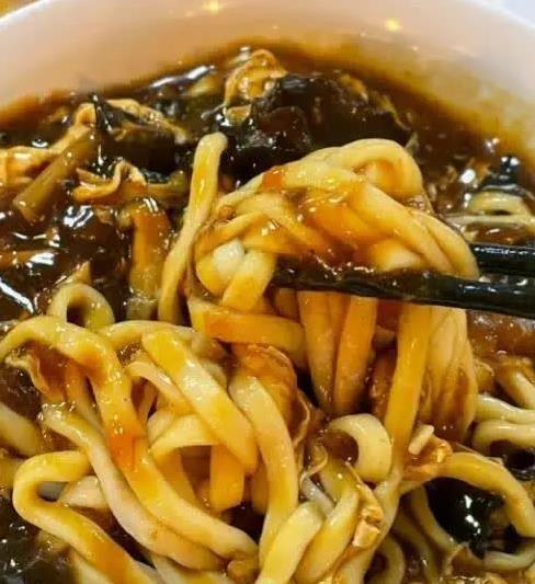 在家做打卤面，10分钟出锅香翻天，面馆老板都慌了