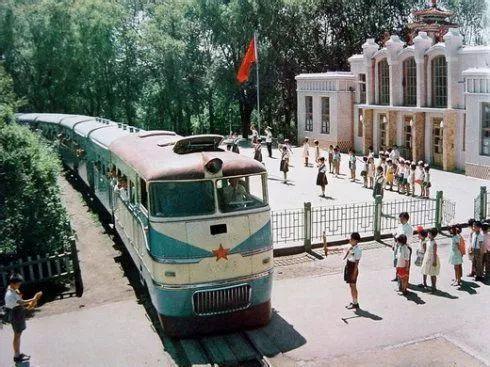 新中国第一条儿童铁路的故事