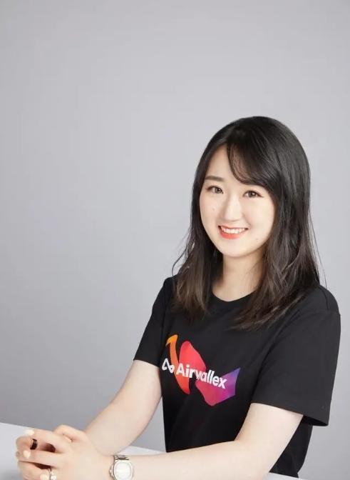 華人企業(yè)家成新西蘭女首富 金融科技新星崛起
