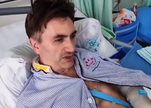 外国人“打飞的”来华看病，开启国际医疗之旅！老外患罕见病辗转多国在义乌治好了