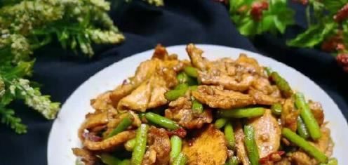 春天别只会给孩子吃猪肉，多吃这肉，比猪肉便宜，比牛肉滋补