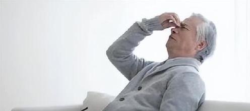 上了年纪，芹菜和木耳竟然隐藏健康风险？医生揭秘如何避免伤害！