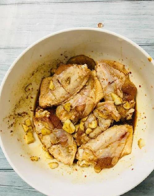鸡翅别再买！家做香酥炸翅成本仅20元，抢空秘诀是什么？