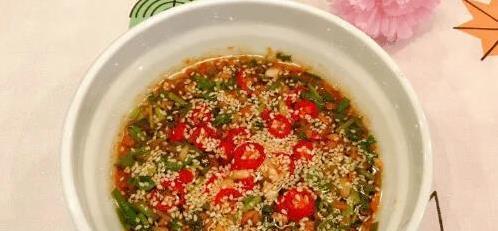 夏天必备凉粉，十分钟学会做法，清爽味道全家夸