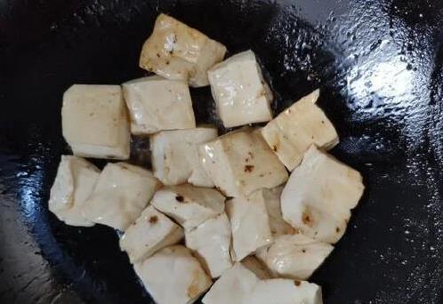 儿子挑食愁坏妈,一道鱼菜让他狂吃,16岁长到1米8