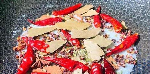 三斤猪肉泡酱油2天，香过腊肉秒杀卤肉，你家也能做？
