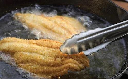 晚餐吃错毁健康，5种食物要躲远，你中招了吗？