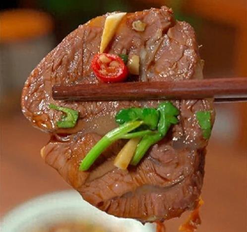 家常酱牛肉，3步做出饭店味，邻居闻香都敲门？
