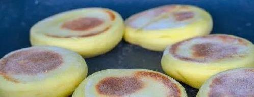 山药也能做成饼？3步做出软糯香甜，孩子抢着吃