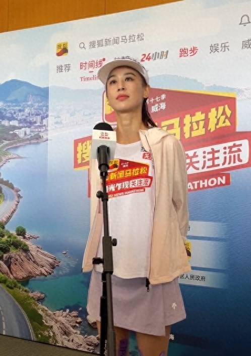 黄圣依回答成为企业高管