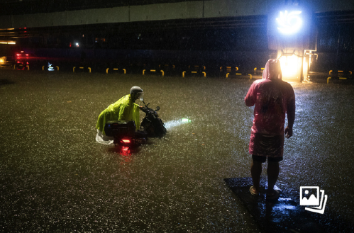 暴雨之下河北燕郊内涝 “海绵城市”再遇考验