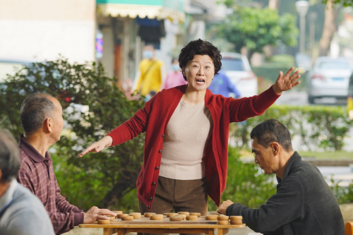 《兄弟，请注意》五城联动提前点映，拥抱锦鲤笑着跨年！