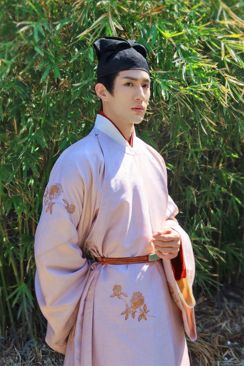 孙政首度参演古装剧《五福临门》 演绎富家子弟收获满满