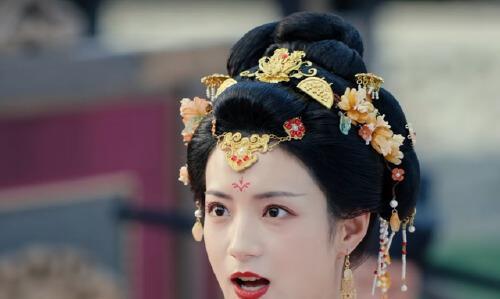 《流水迢迢》告诉我们，当女配太惊艳时，女主可以打酱油了