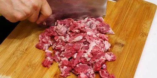 无论炒猪肉还是牛肉，做对4个步骤，入味又软嫩，还不油腻