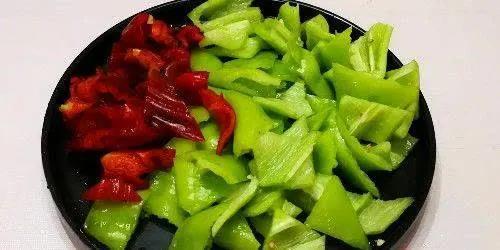 无论炒猪肉还是牛肉，做对4个步骤，入味又软嫩，还不油腻