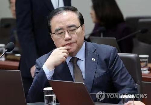 韩国国安首长闪电辞职：“我不愿意看到有关我个人的舆论争议给外交和施政带去负担。”