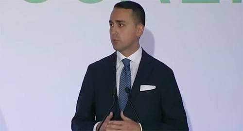 晚报|中方回应日高官涉台言论 四位百岁老人获勋章