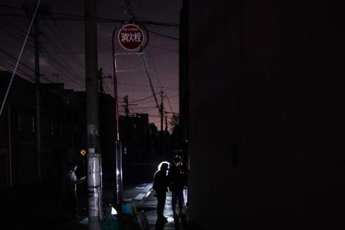 日本7.4级强震已致3人死亡 多地停电新干线停运