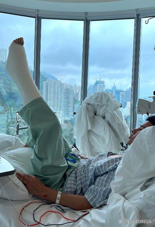 张晋拍戏受重伤住院：住的是豪华病房，两腿疑似骨折！